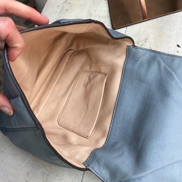 Chloe Mini-Elsie Bag in Light Blue with Turn Lock Clasp Crossbody Shoulder Purse - Picture 9 of 12